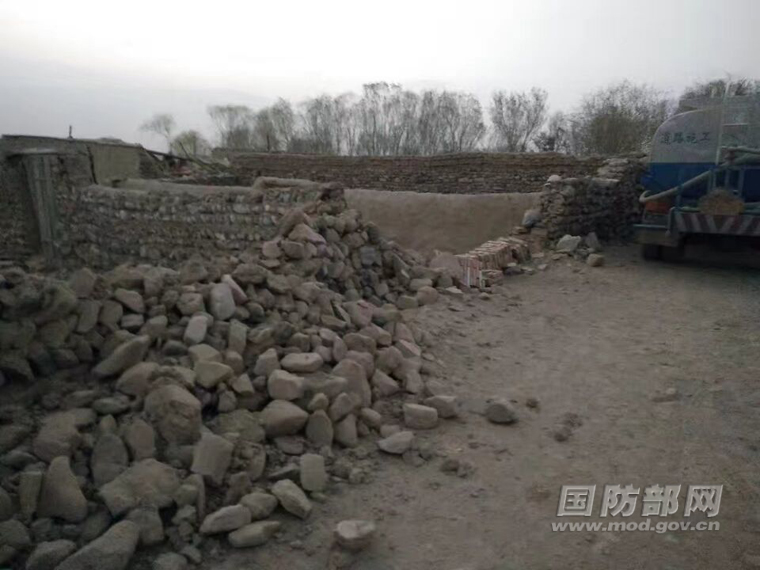 新疆喀什地区塔什库尔干县发生5.5级地震 解放军紧急驰援