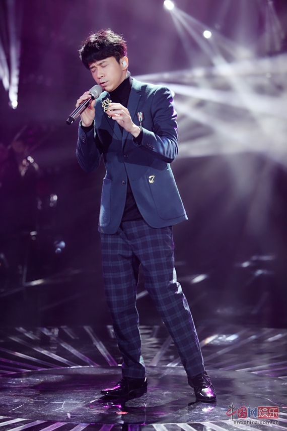 《歌手》光良回忆杀 金曲《第一次》引全场大