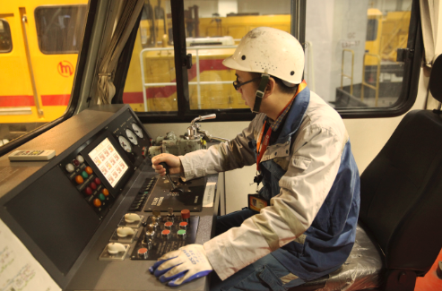 16年献血70次遍及6省市 杭州这位地铁维修工