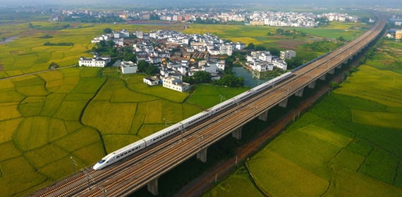 最新报告显示:研学旅行市场规模将超千亿元