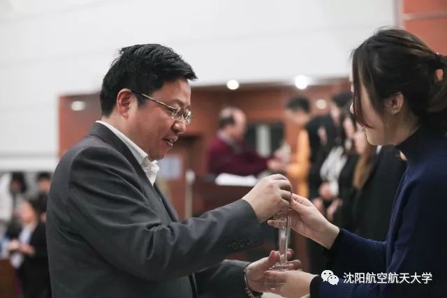沈阳航空航天大学校报记者团荣获辽宁省十佳