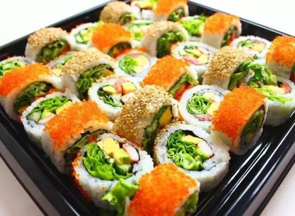 日本寿司又出新鲜花样：真是涨了见识！