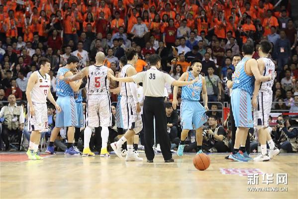 （体育）（29）篮球——CBA总决赛第三场：广东东莞银行对阵新疆喀什古城