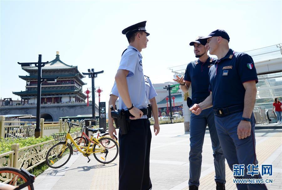 （社会）（4）中意警方启动第二次在华警务联合巡逻