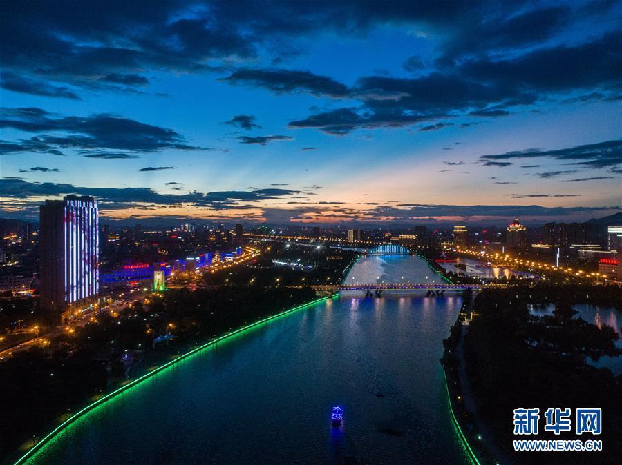 （美丽中国）（1）浙江东阳：扮靓城市夜景 打造城市新景观