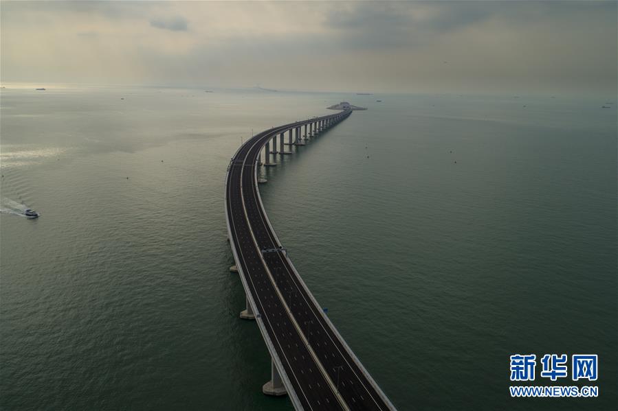 （经济）（8）航拍港珠澳大桥香港段
