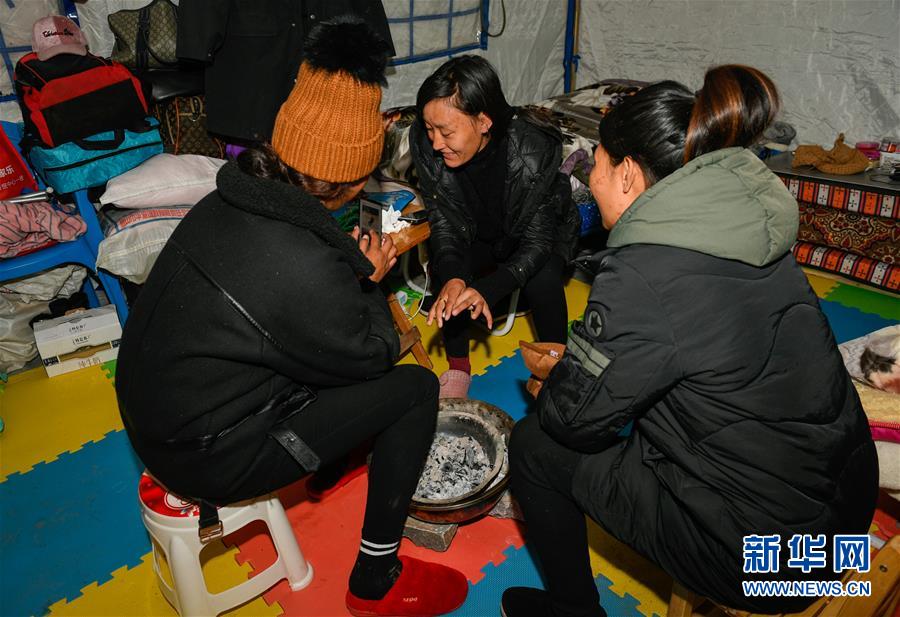 （图文互动）（3）生活物资供应充足 群众安全有保障——西藏金沙江堰塞湖安置点见闻