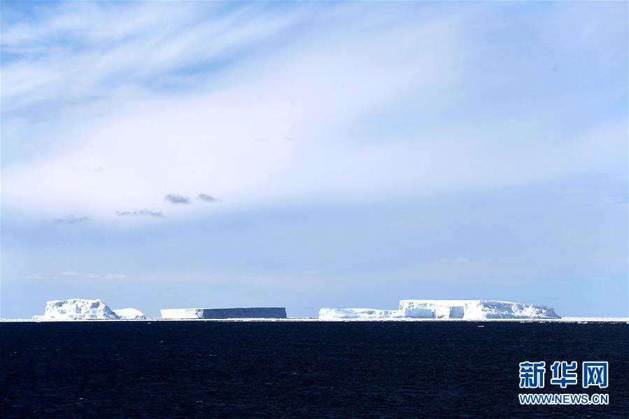 （“雪龙”探南极）（1）“雪龙”号进入南极圈 将开展卸货作业