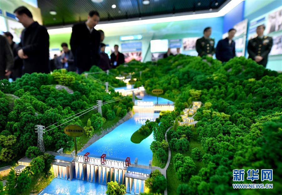 （社会）（1）广西壮族自治区成立60周年大型成就展开幕