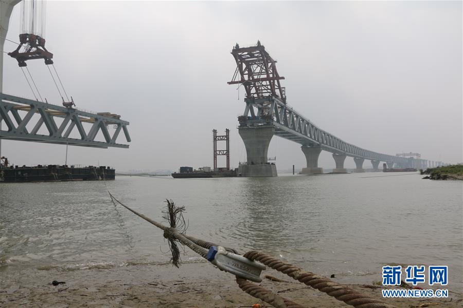 （国际）（1）孟加拉国帕德玛大桥项目第七跨钢梁架设完成