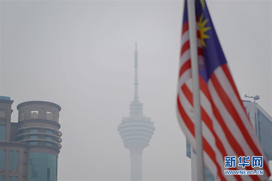（国际）（1）马来西亚烟霾污染导致400多所学校停课