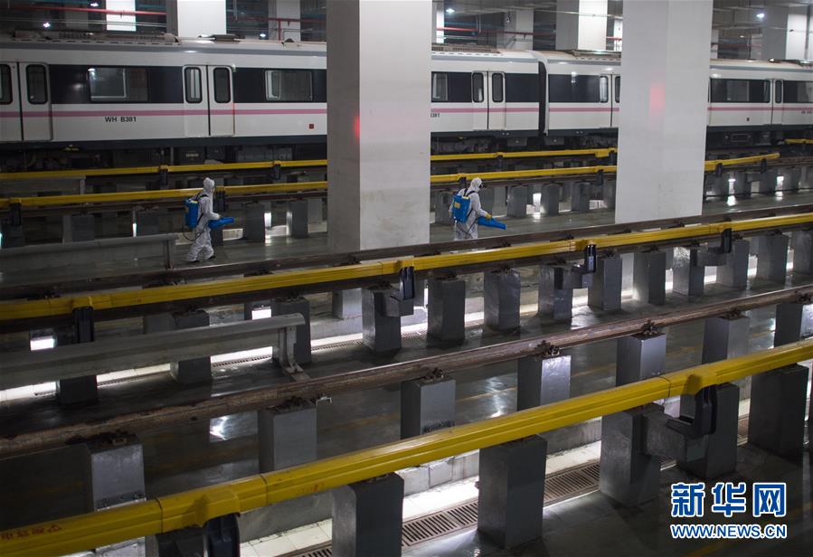 （聚焦疫情防控）（9）武汉公共交通系统为恢复运营做准备
