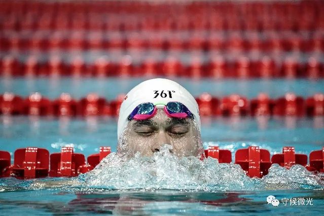 用照片重新发现一场运动会