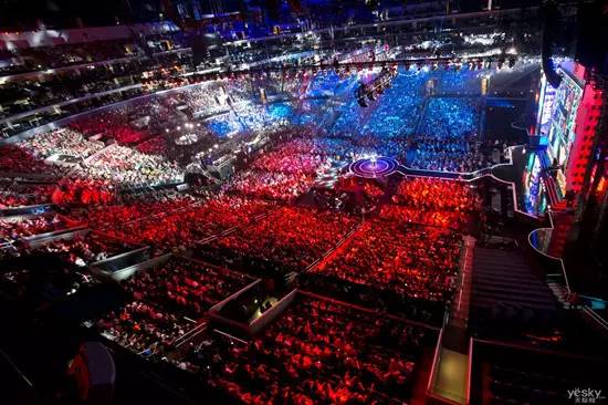 电竞少年的“黄金时代” | 一票难求的英雄联盟全球总决赛