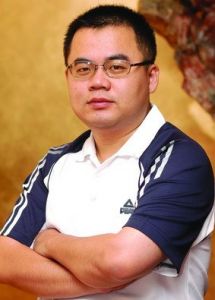 许志华