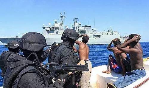 菲律宾想让中国出兵打海盗,日本说 放着我来