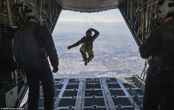 震撼|美国空军真实训练年度图片