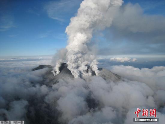 日本活火山喷发，遇难遗属将起诉政府
