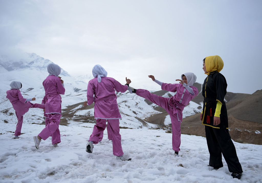 阿富汗少女组团练习中国功夫
