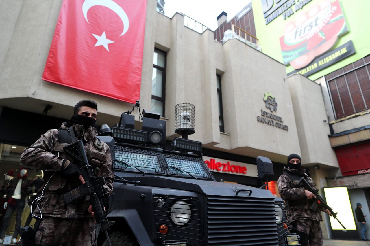 土耳其全国大搜捕拘留约400名IS嫌疑人