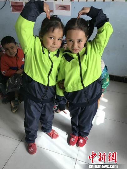 新疆300名幼儿收到“迟到”的新年礼物
