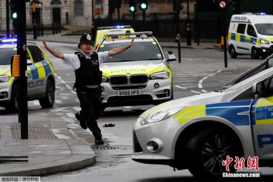伤者包括3名警察。伦敦警察局已经将这起事件定性为“恐怖袭击”。
