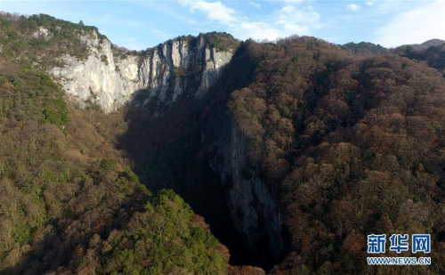陕西汉中发现500平方公里天坑群 考验保护与开发