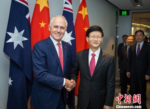 4月21日，正在澳大利亚访问的中共中央政治局委员、中央政法委书记孟建柱会见澳总理特恩布尔。 