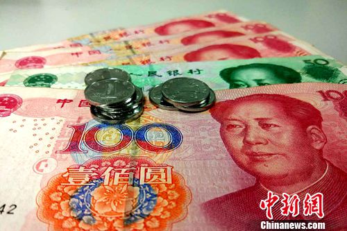 上海城乡居民基础养老金达850元。（资料图）中新网记者 李金磊 摄
