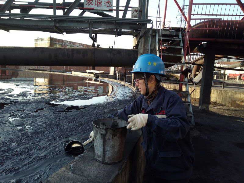 【中国梦 大国工匠】一名洗煤女工家中的小板凳
