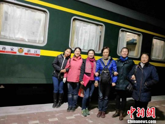中国北疆首条赴海南越冬专列开通：最长铁路旅行