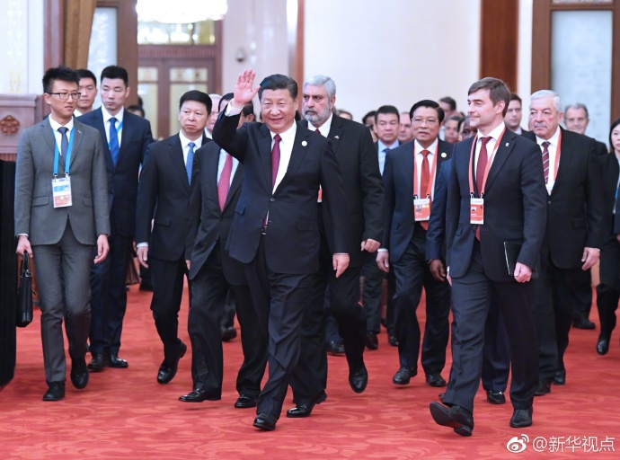 全球政党齐聚北京开大会，习近平重点讲了这件事