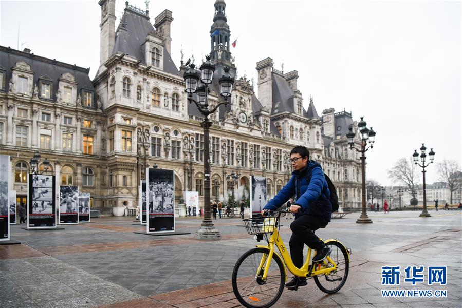 （国际）（1）法国巴黎：OFO“小黄车”助力市民绿色出行