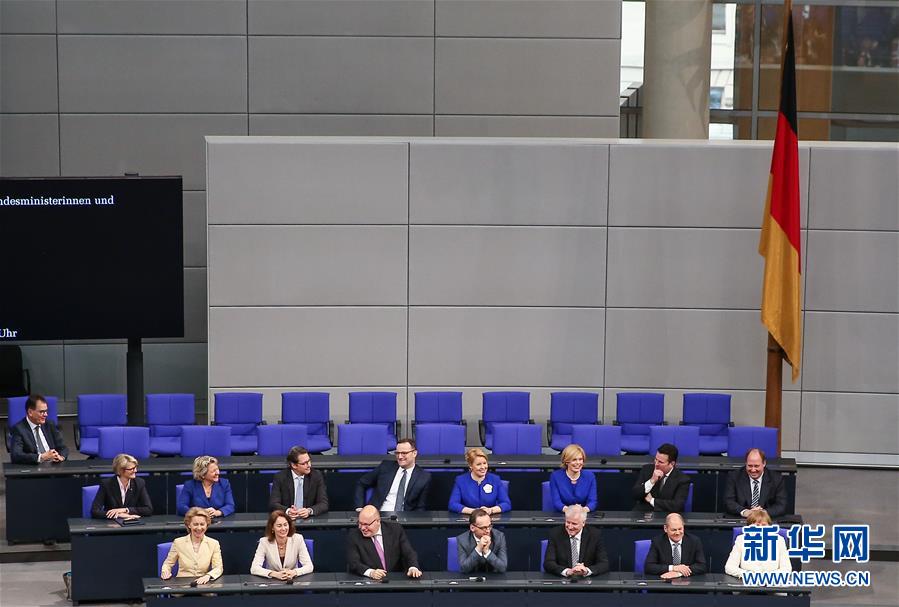 3月14日，在德国首都柏林，德国新一届联邦政府成员出席宣誓仪式。