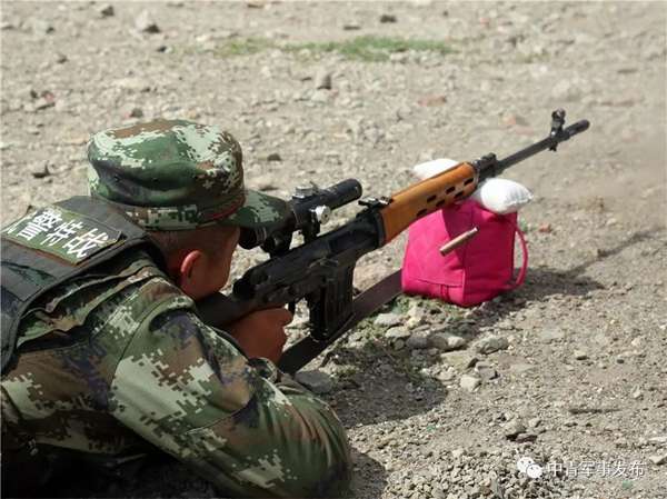勤训轮换激战正酣,一起围观兵哥哥生猛的军事动作-中青在线