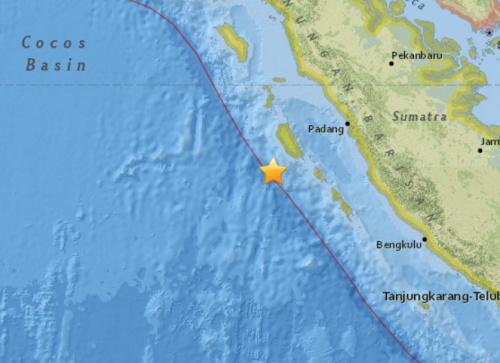 印尼西部海域发生5.8级地震震源深度10公里