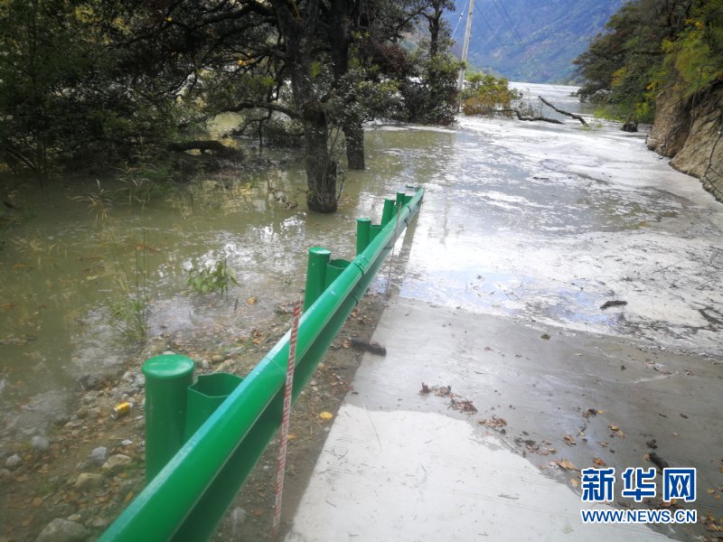 （突发事件）（9）西藏疏散撤离雅鲁藏布江堰塞湖受灾群众6000多人