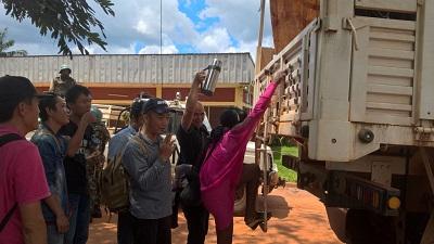 在中非受困的63名中国同胞已安全转移至喀麦隆境内