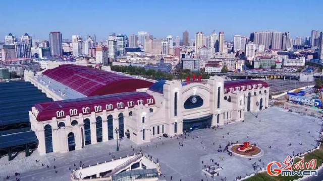 【发现最美铁路】百年老站的“复容”涅槃——探访哈尔滨火车站
