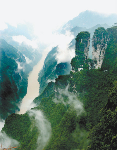 贵州沿河土家族自治县境内风景秀美的黎芝峡.