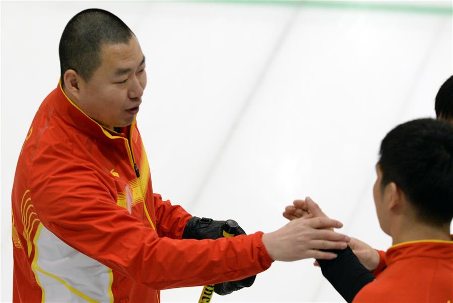 （亚冬会）（3）冰壶——男子组：中国队战胜日本队