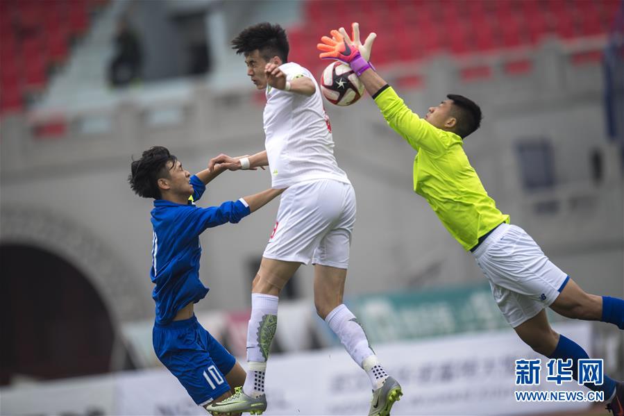 （体育）（2）足球——全运会男子足球U20预赛：新疆胜北京