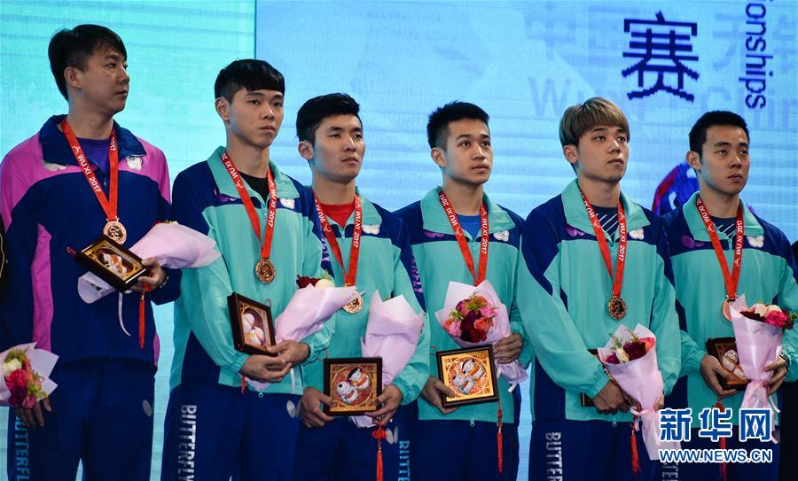 （体育）（5）乒乓球——亚锦赛男团颁奖仪式