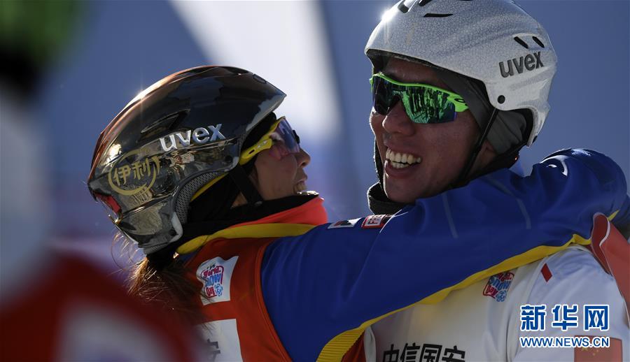 （体育）（1）自由式滑雪——空中技巧世界杯：中国一队夺冠