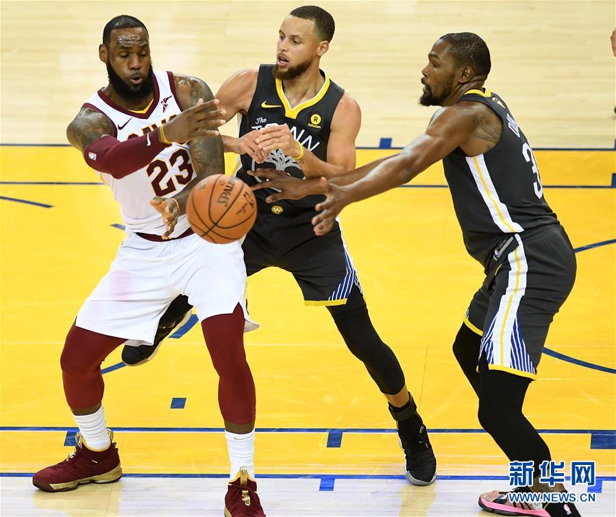 （体育）（1）篮球——NBA总决赛第二场：勇士胜骑士
