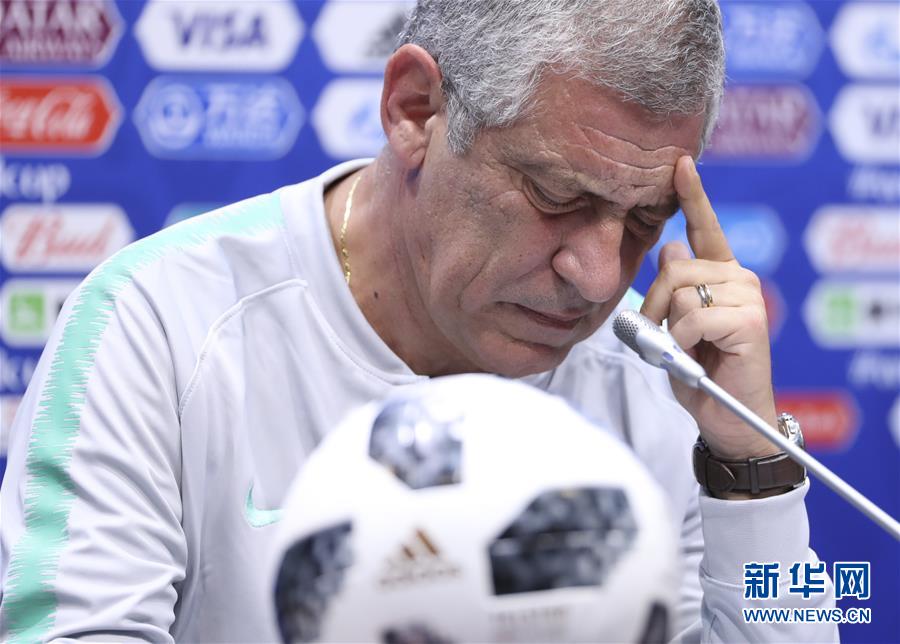 （世界杯）（2）足球——葡萄牙队举行新闻发布会