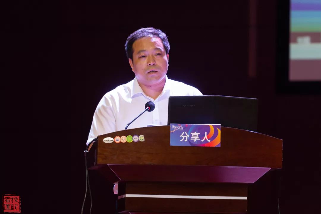 团十八大精神学习分享会在职挑赛决赛期间举办