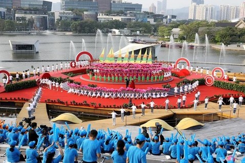 《唱响新时代》用华彩歌声庆祝新中国成立69周年华诞