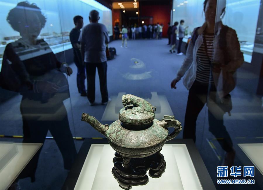 （文化）（7）“回归之路——新中国成立70周年流失文物回归成果展”在京开幕