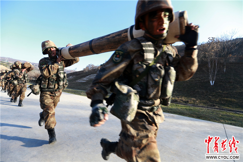 侦察兵开启"魔鬼周"训练 锤炼"尖刀上的刀尖"